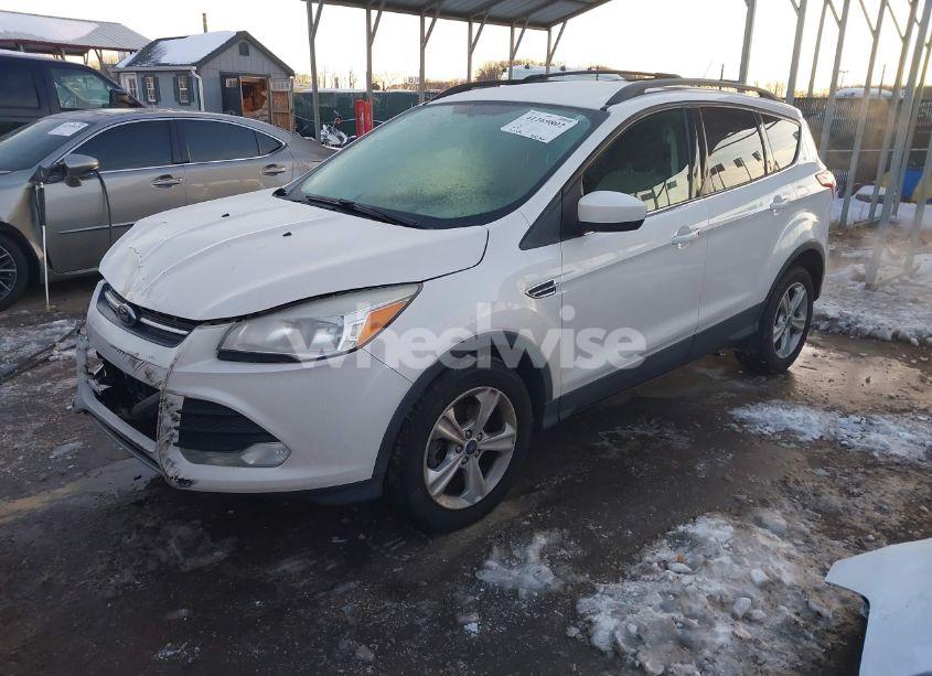 Photo 2 of 2013 Ford Escape SE (VIN 1FMCU0GX4DUB39370)