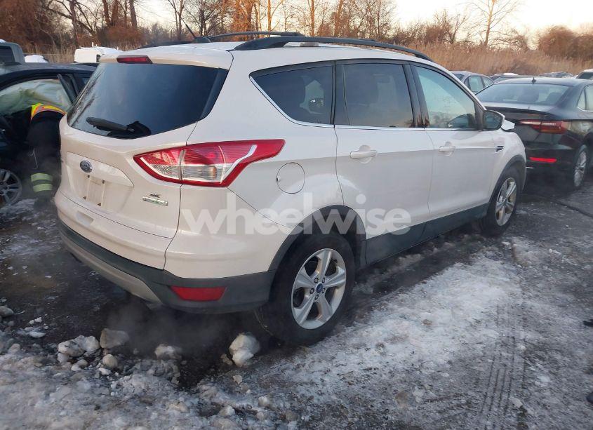 Photo 4 of 2013 Ford Escape SE (VIN 1FMCU0GX4DUB39370)