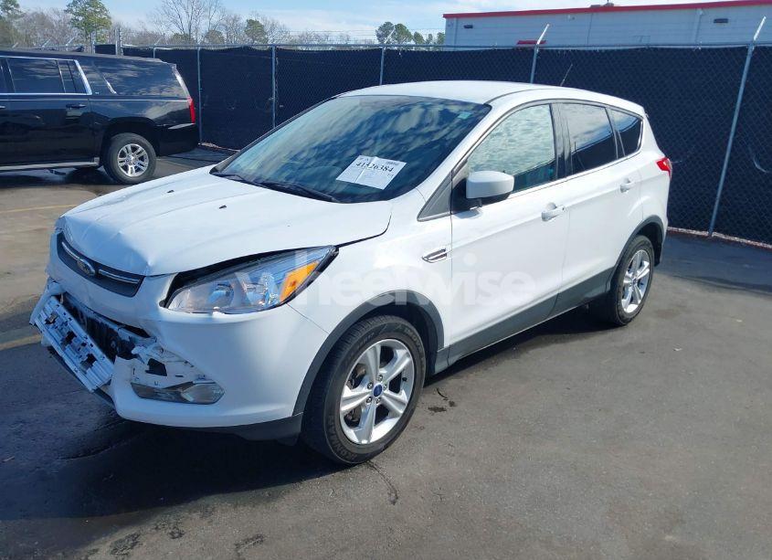 Photo 2 of 2013 Ford Escape SE (VIN 1FMCU0GX4DUC38349)