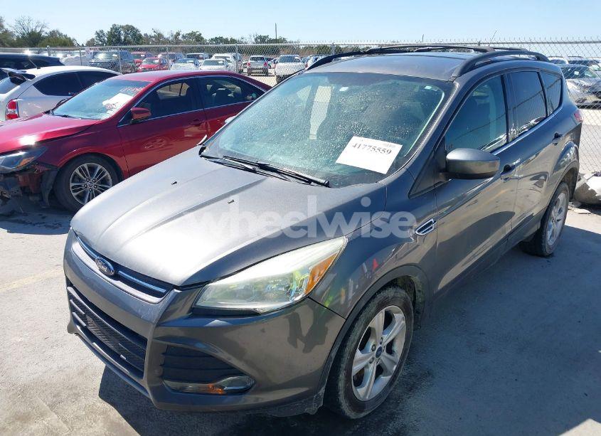 Photo 2 of 2014 Ford Escape SE (VIN 1FMCU0GX4EUA21403)