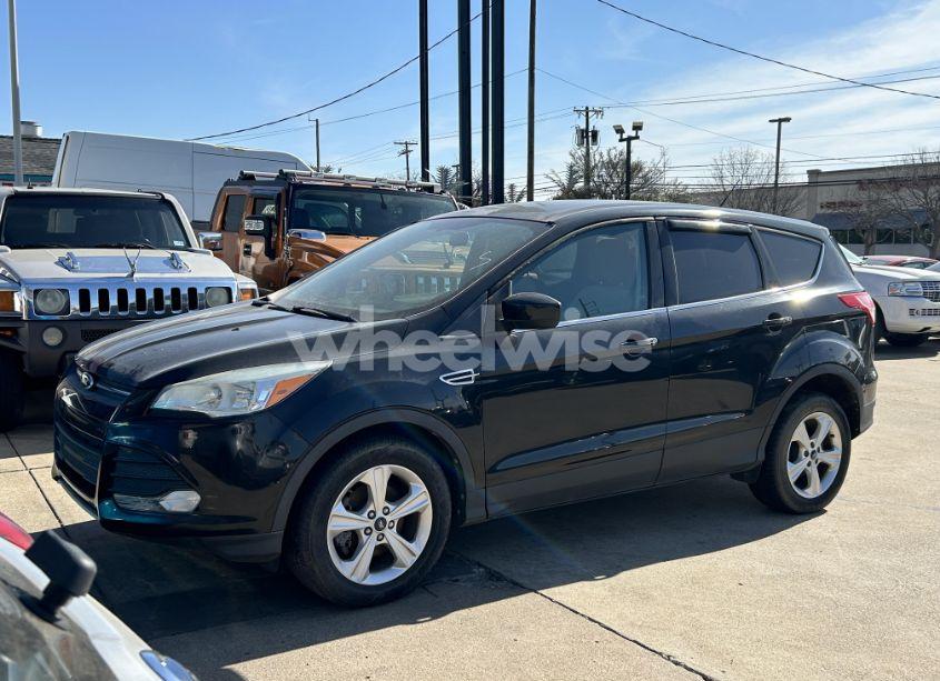 Photo 2 of 2014 Ford Escape SE (VIN 1FMCU0GX4EUB81572)