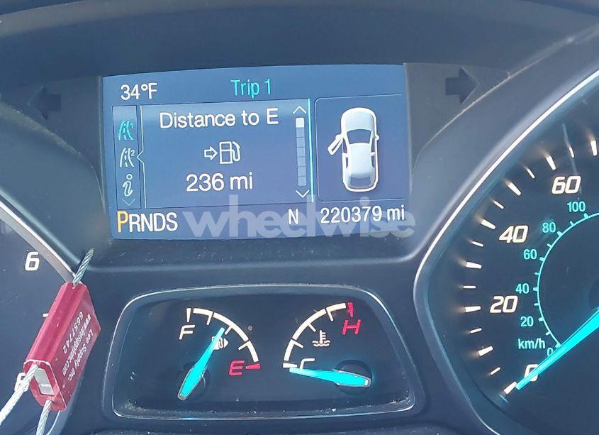 Photo 15 of 2014 Ford Escape SE (VIN 1FMCU0GX4EUE37676)