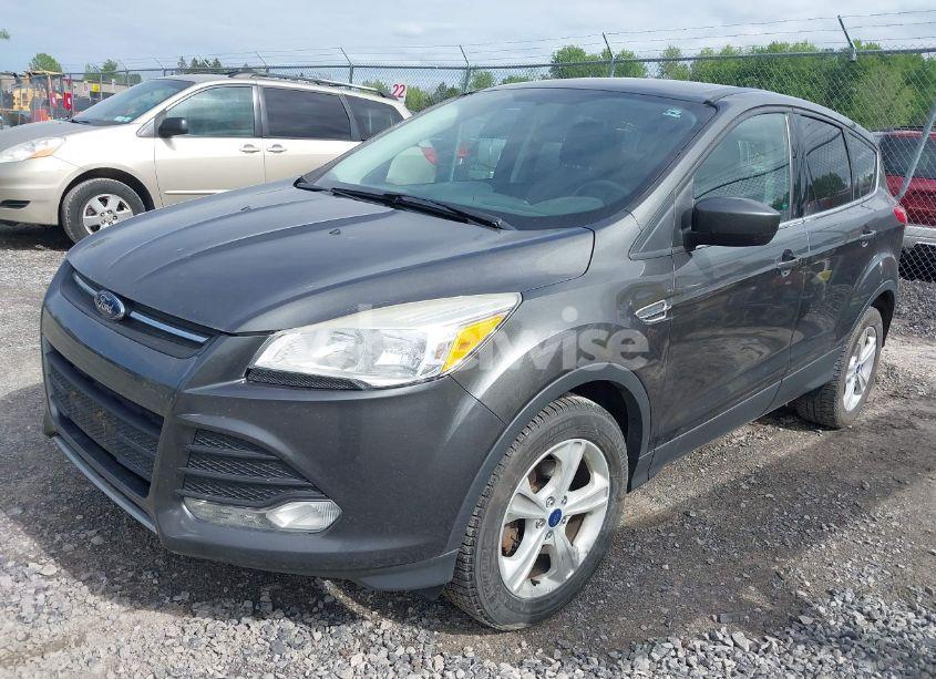 Photo 2 of 2015 Ford Escape SE (VIN 1FMCU0GX4FUA23136)