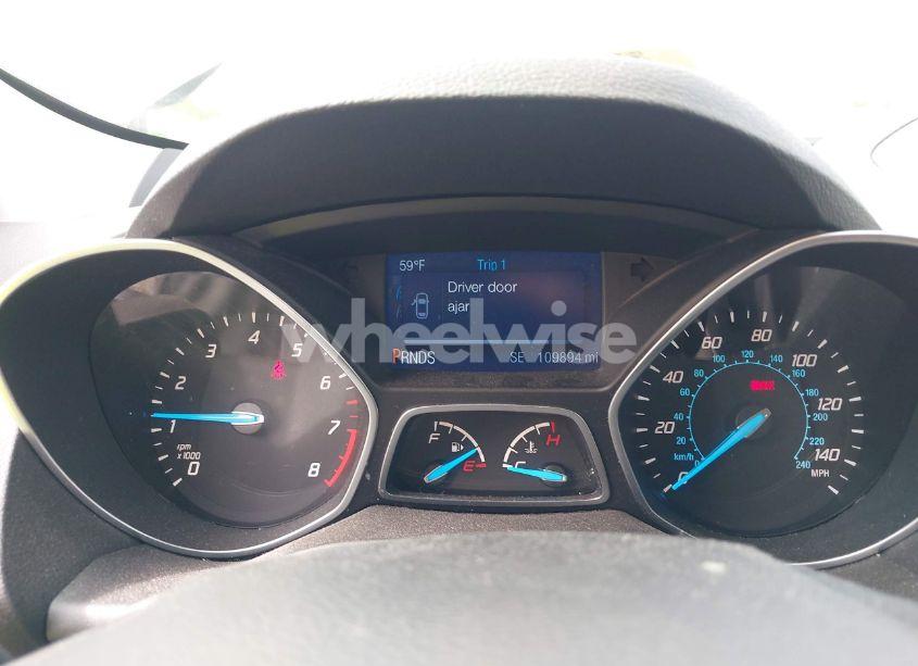 Photo 7 of 2015 Ford Escape SE (VIN 1FMCU0GX4FUA23136)