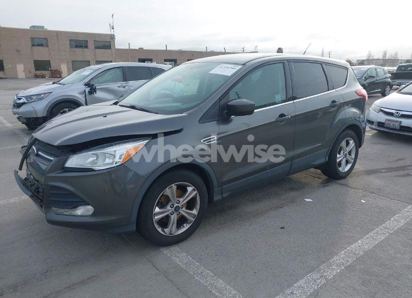 Photo 2 of 2015 Ford Escape SE (VIN 1FMCU0GX4FUB07084)