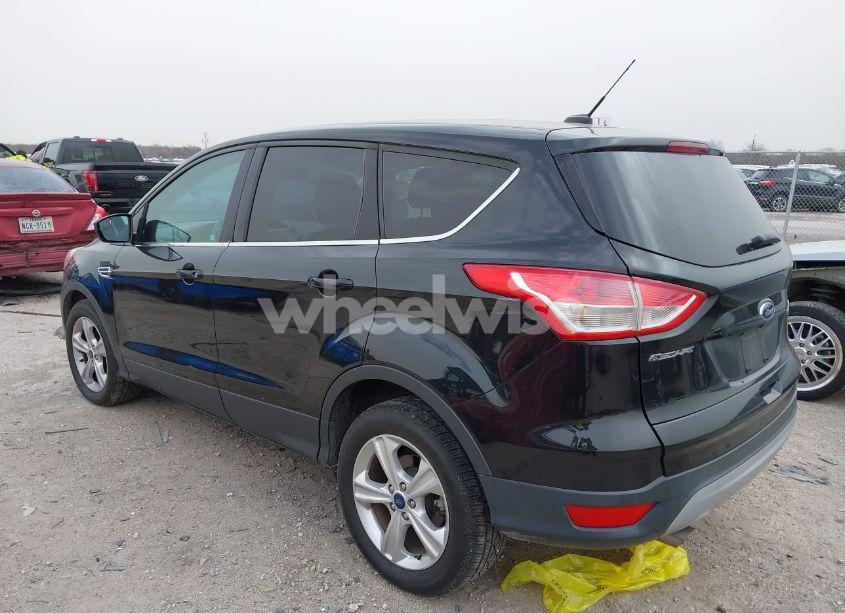 Photo 3 of 2015 Ford Escape SE (VIN 1FMCU0GX4FUB12575)