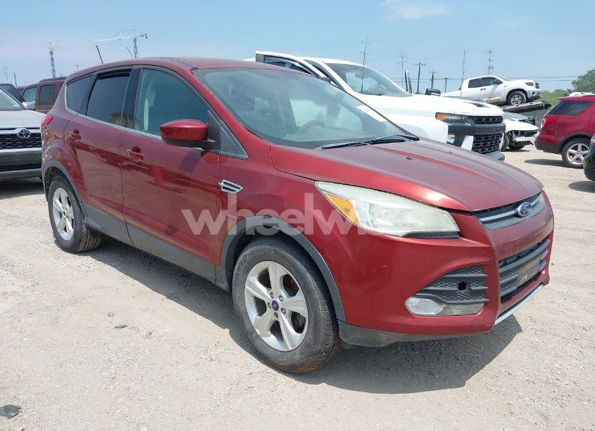 2015 Ford Escape SE (VIN 1FMCU0GX4FUB29358) main photo