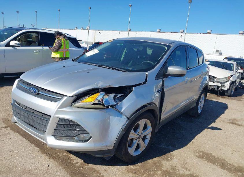 Photo 2 of 2015 Ford Escape SE (VIN 1FMCU0GX4FUB60786)