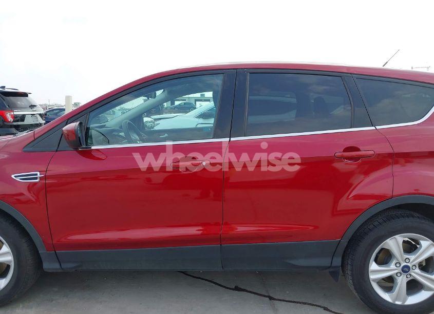 Photo 14 of 2015 Ford Escape SE (VIN 1FMCU0GX4FUC04219)