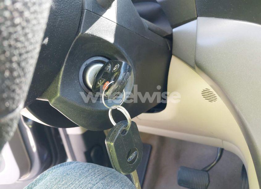 Photo 11 of 2015 Ford Escape SE (VIN 1FMCU0GX4FUC20310)