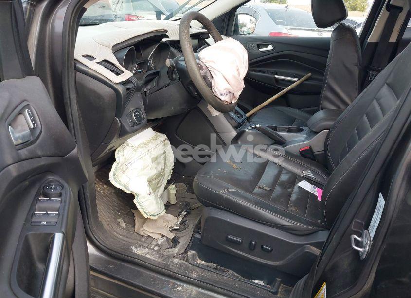 Photo 5 of 2015 Ford Escape SE (VIN 1FMCU0GX4FUC63870)