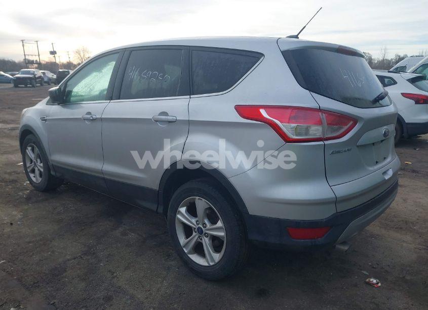 Photo 3 of 2016 Ford Escape SE (VIN 1FMCU0GX4GUA37068)