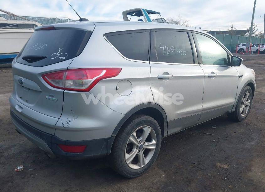 Photo 4 of 2016 Ford Escape SE (VIN 1FMCU0GX4GUA37068)