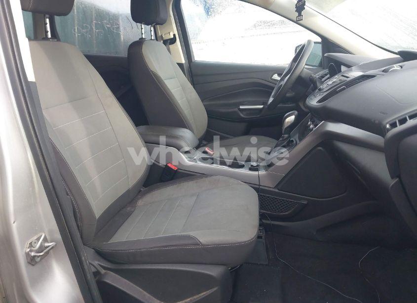 Photo 5 of 2016 Ford Escape SE (VIN 1FMCU0GX4GUA37068)