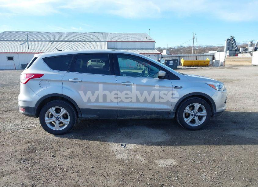 Photo 13 of 2016 Ford Escape SE (VIN 1FMCU0GX4GUA93124)