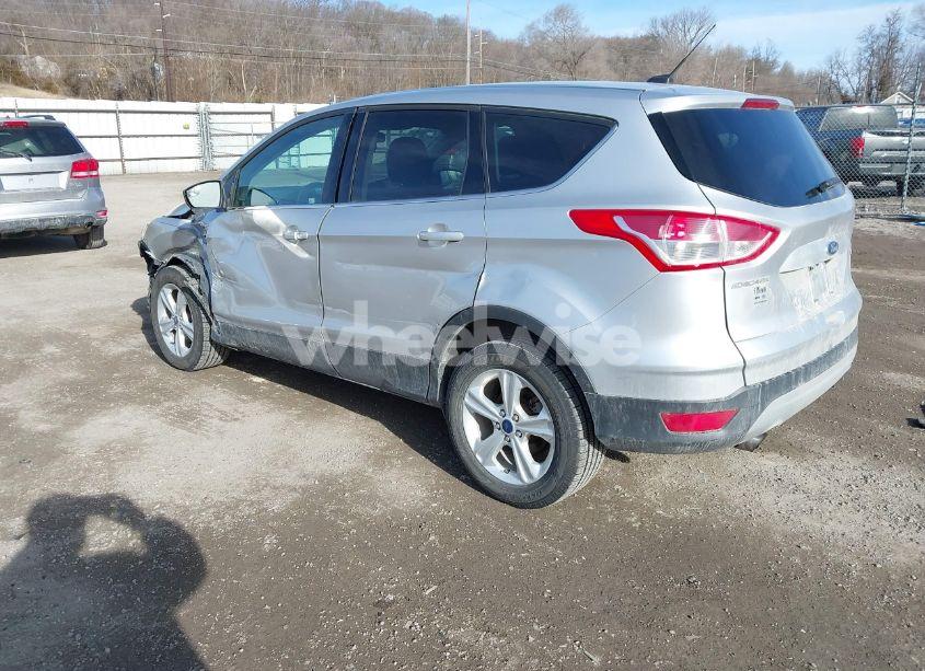Photo 3 of 2016 Ford Escape SE (VIN 1FMCU0GX4GUA93124)