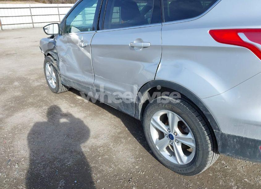 Photo 6 of 2016 Ford Escape SE (VIN 1FMCU0GX4GUA93124)