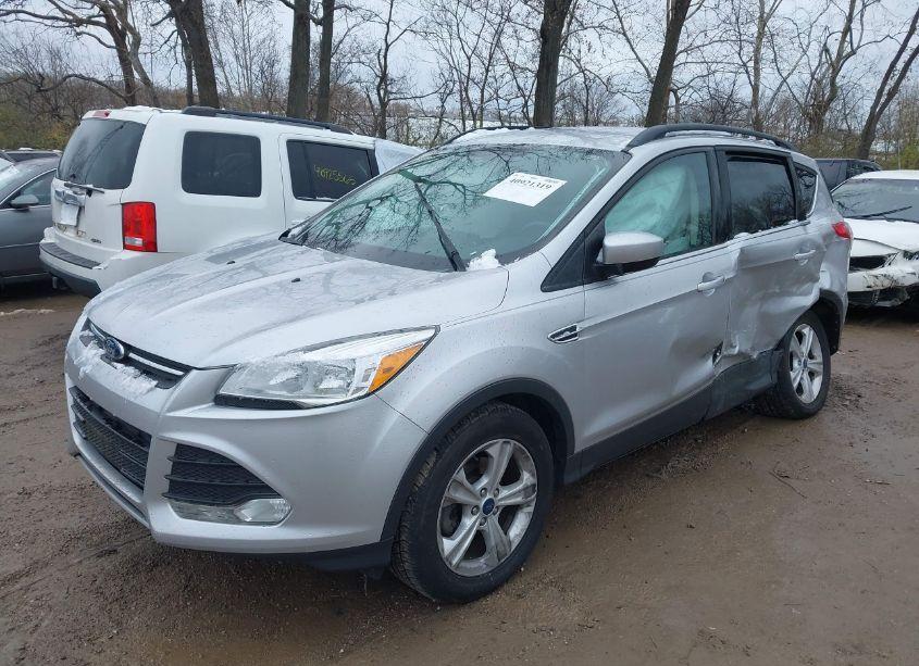 Photo 2 of 2016 Ford Escape SE (VIN 1FMCU0GX4GUA96315)