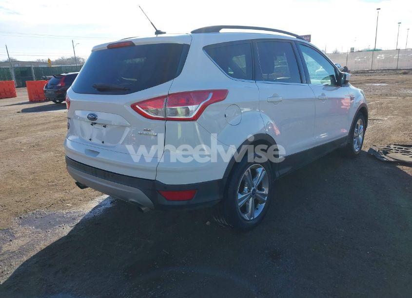 Photo 4 of 2016 Ford Escape SE (VIN 1FMCU0GX4GUB81803)