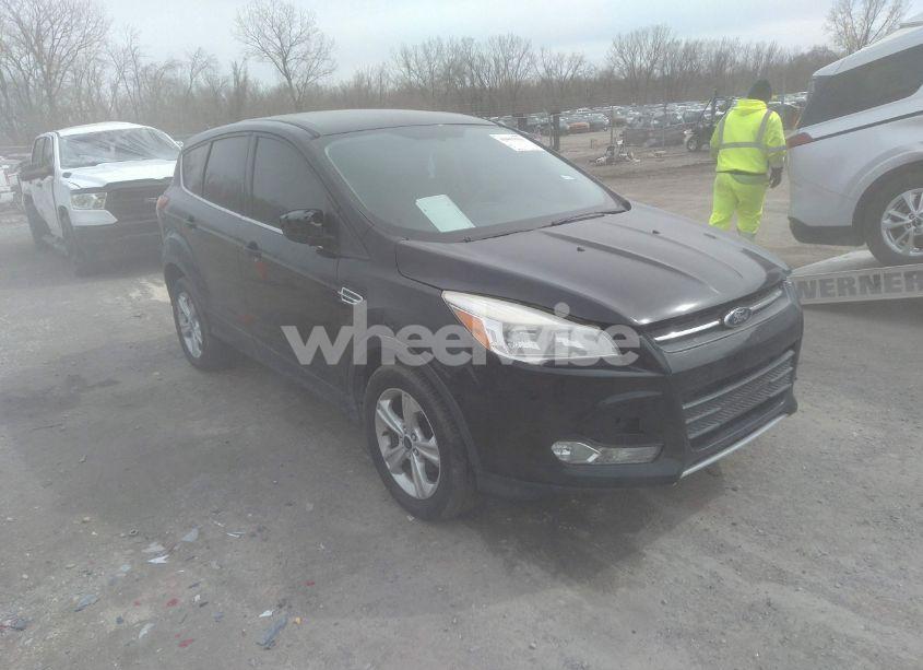 2016 Ford Escape SE (VIN 1FMCU0GX4GUC46424) main photo