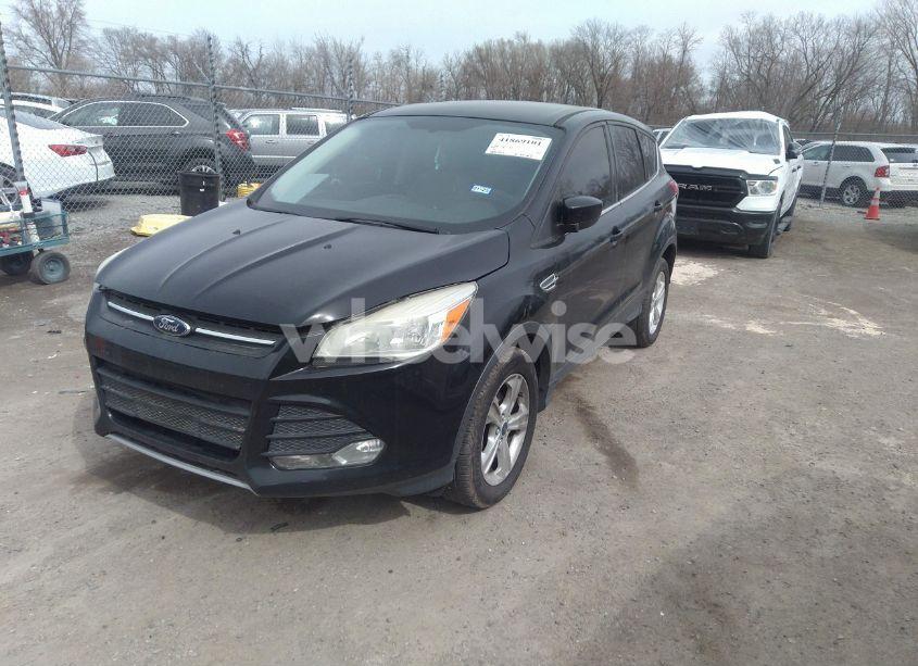 Photo 2 of 2016 Ford Escape SE (VIN 1FMCU0GX4GUC46424)