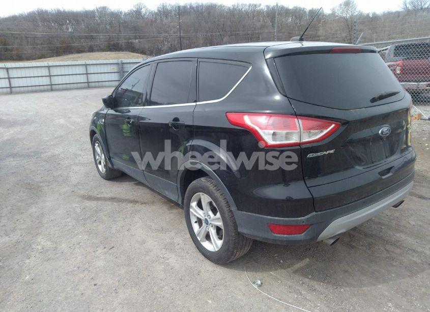 Photo 3 of 2016 Ford Escape SE (VIN 1FMCU0GX4GUC46424)