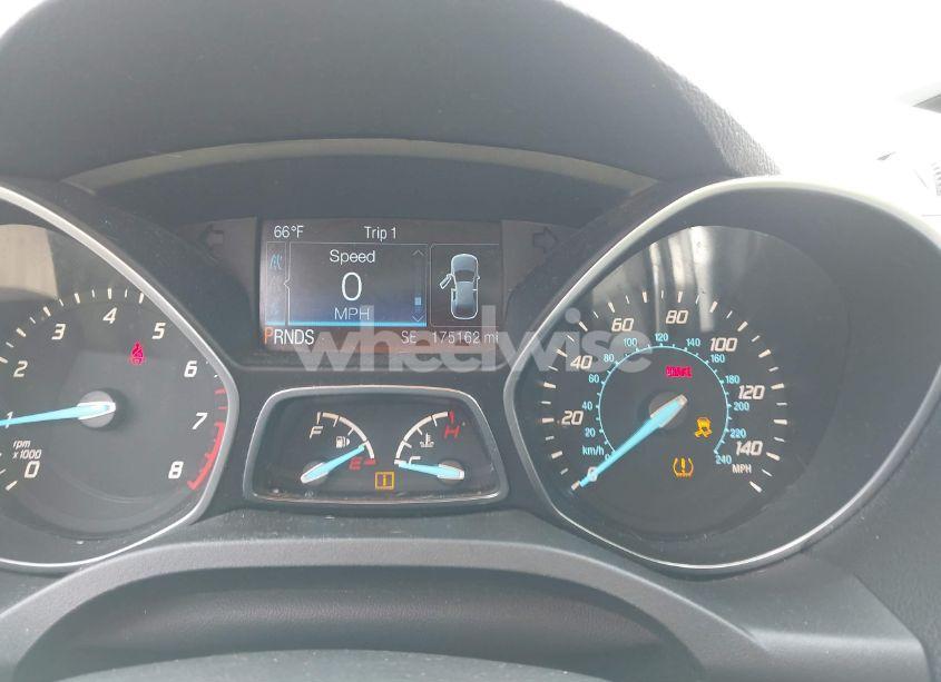 Photo 7 of 2016 Ford Escape SE (VIN 1FMCU0GX4GUC61604)