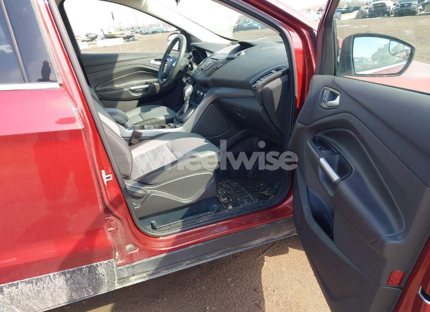 Photo 5 of 2016 Ford Escape SE (VIN 1FMCU0GX4GUC77589)