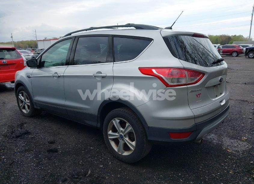 Photo 3 of 2013 Ford Escape SE (VIN 1FMCU0GX5DUA45076)