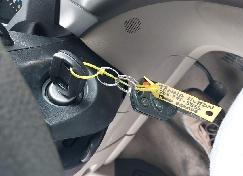 Photo 11 of 2013 Ford Escape SE (VIN 1FMCU0GX5DUA76828)