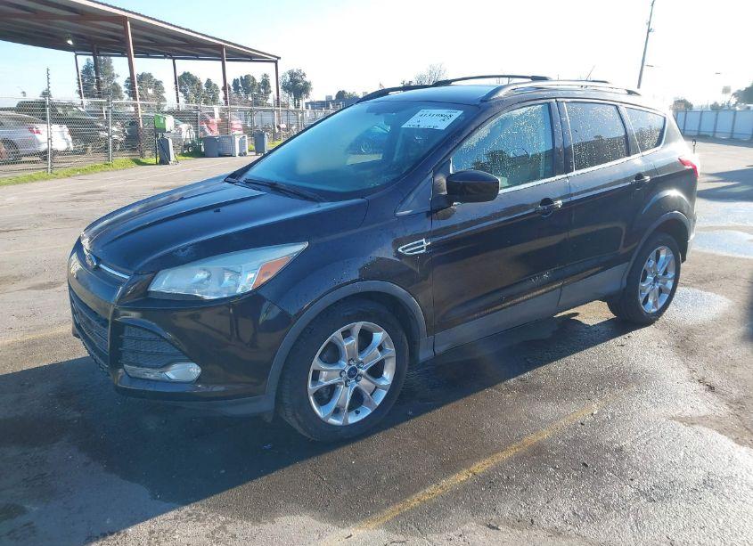 Photo 2 of 2013 Ford Escape SE (VIN 1FMCU0GX5DUB40351)
