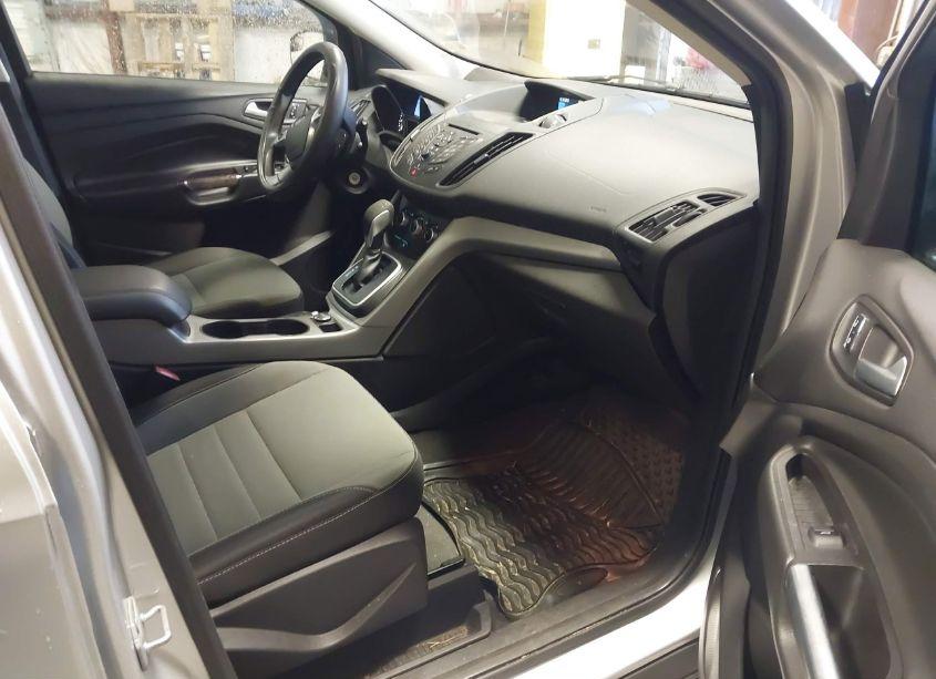 Photo 5 of 2014 Ford Escape SE (VIN 1FMCU0GX5EUA71260)