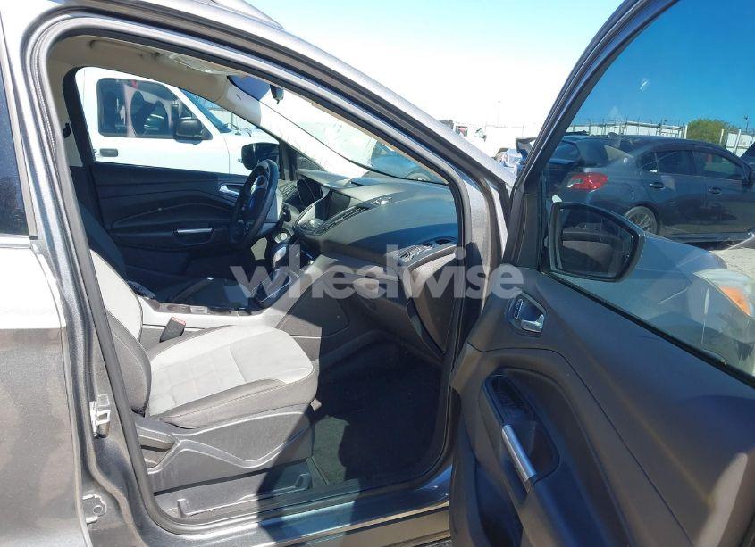 Photo 5 of 2014 Ford Escape SE (VIN 1FMCU0GX5EUB04886)