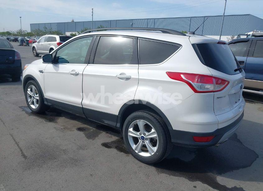 Photo 3 of 2014 Ford Escape SE (VIN 1FMCU0GX5EUB72945)