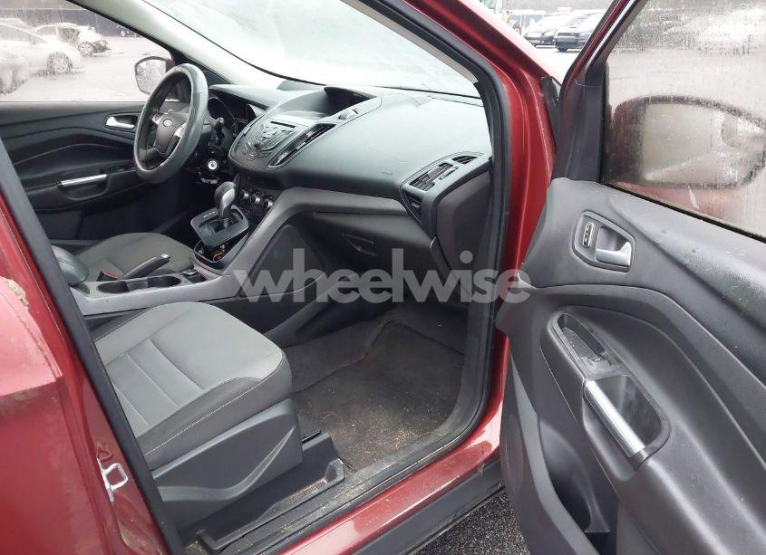 Photo 5 of 2014 Ford Escape SE (VIN 1FMCU0GX5EUC27555)