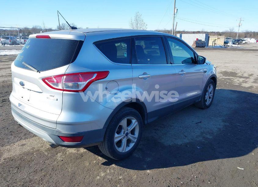 Photo 4 of 2014 Ford Escape SE (VIN 1FMCU0GX5EUD85183)