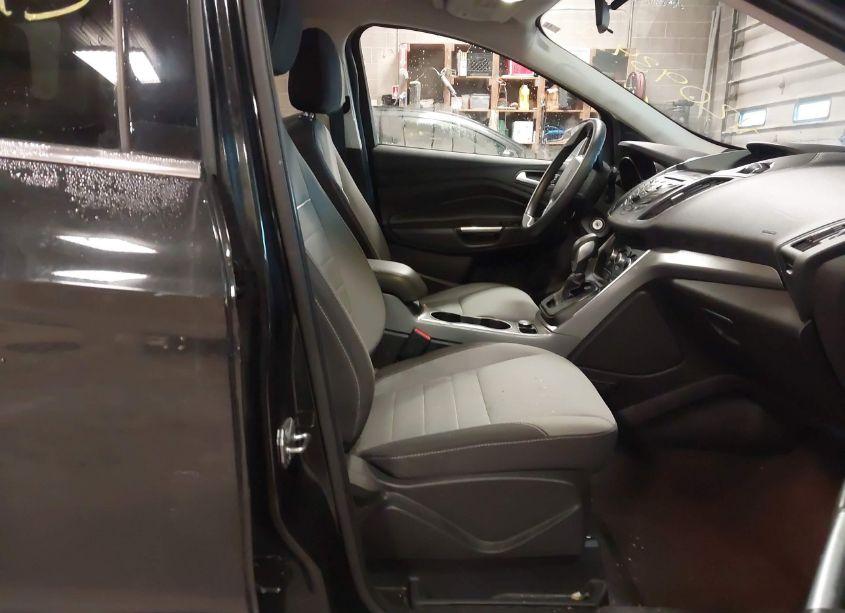 Photo 5 of 2015 Ford Escape SE (VIN 1FMCU0GX5FUA04983)