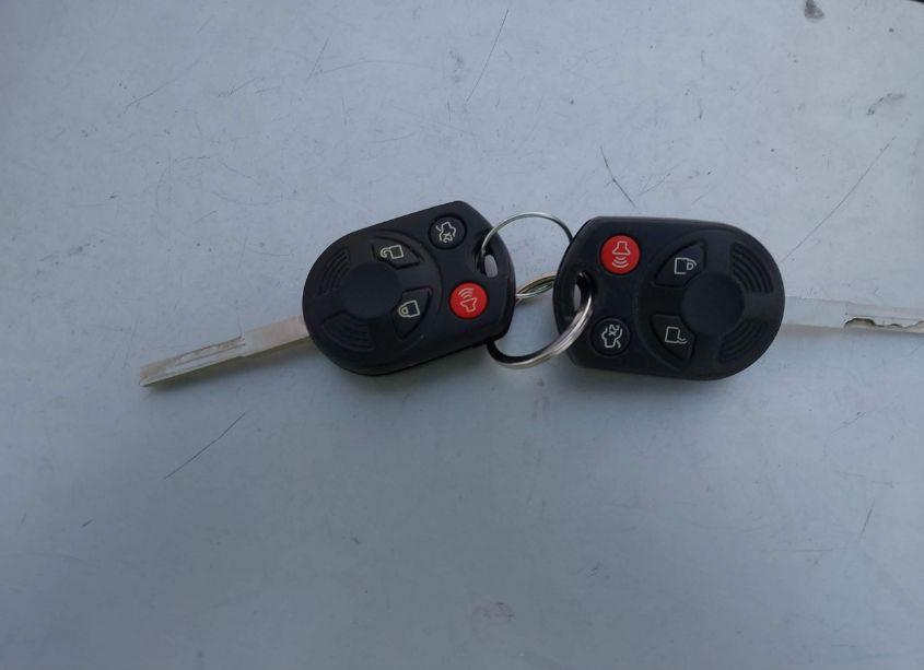 Photo 11 of 2015 Ford Escape SE (VIN 1FMCU0GX5FUA52077)