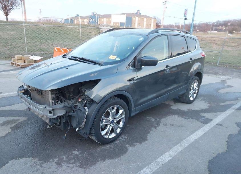 Photo 2 of 2015 Ford Escape SE (VIN 1FMCU0GX5FUA52077)