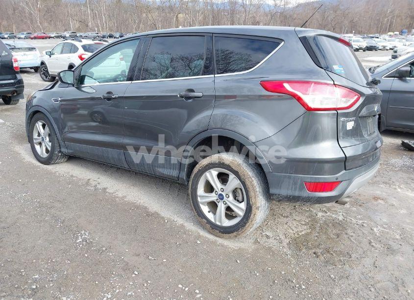 Photo 3 of 2015 Ford Escape SE (VIN 1FMCU0GX5FUA64262)