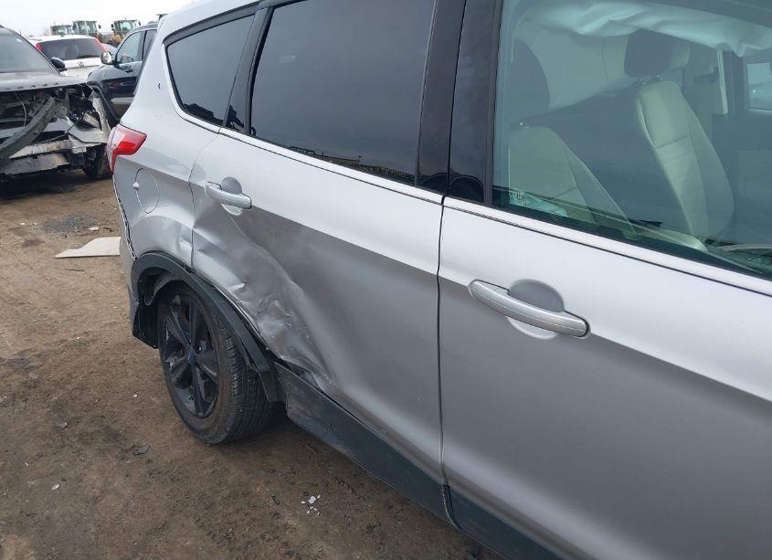Photo 6 of 2015 Ford Escape SE (VIN 1FMCU0GX5FUA90005)