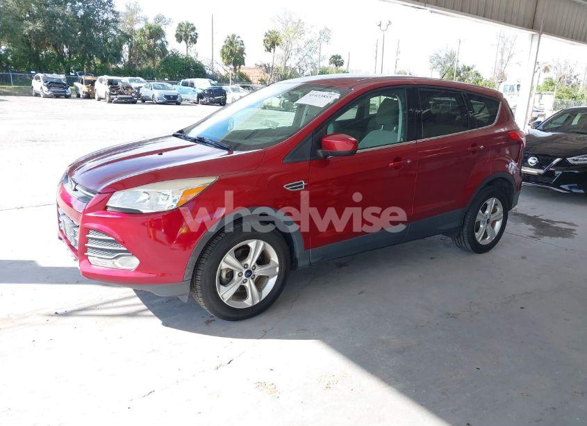 Photo 2 of 2015 Ford Escape SE (VIN 1FMCU0GX5FUB45763)