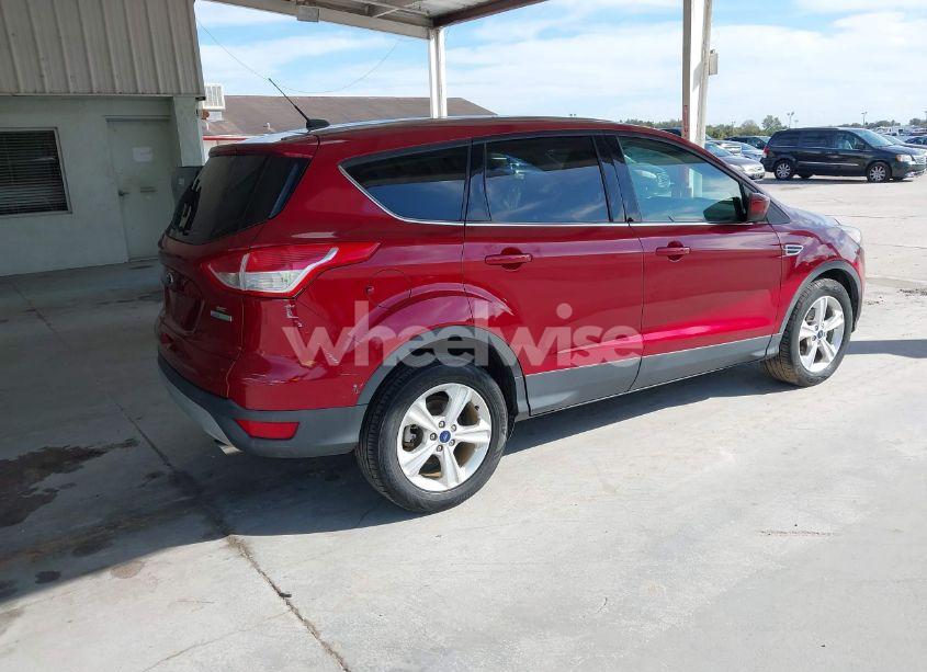 Photo 4 of 2015 Ford Escape SE (VIN 1FMCU0GX5FUB45763)