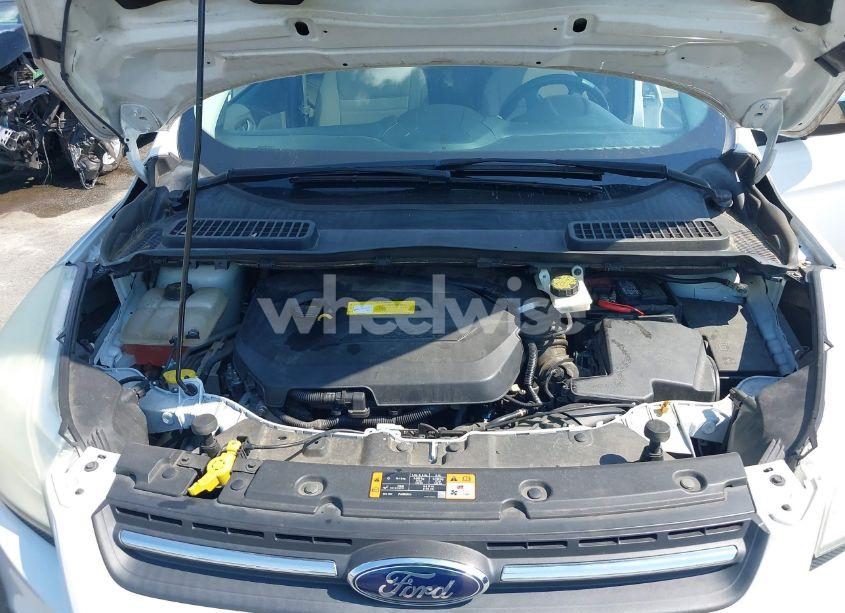 Photo 10 of 2015 Ford Escape SE (VIN 1FMCU0GX5FUB65639)