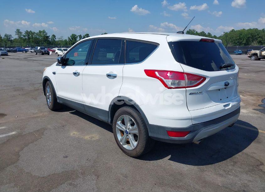 Photo 3 of 2015 Ford Escape SE (VIN 1FMCU0GX5FUB65639)