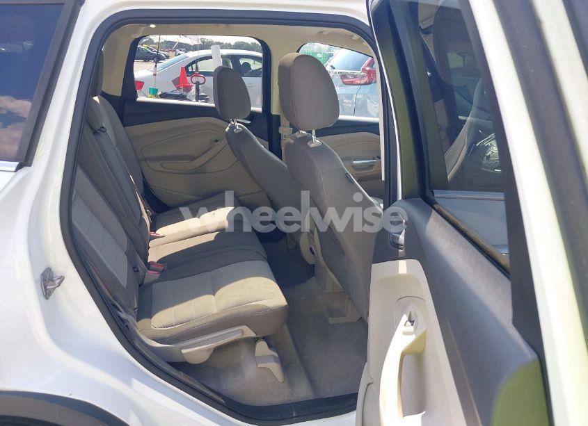 Photo 8 of 2015 Ford Escape SE (VIN 1FMCU0GX5FUB65639)