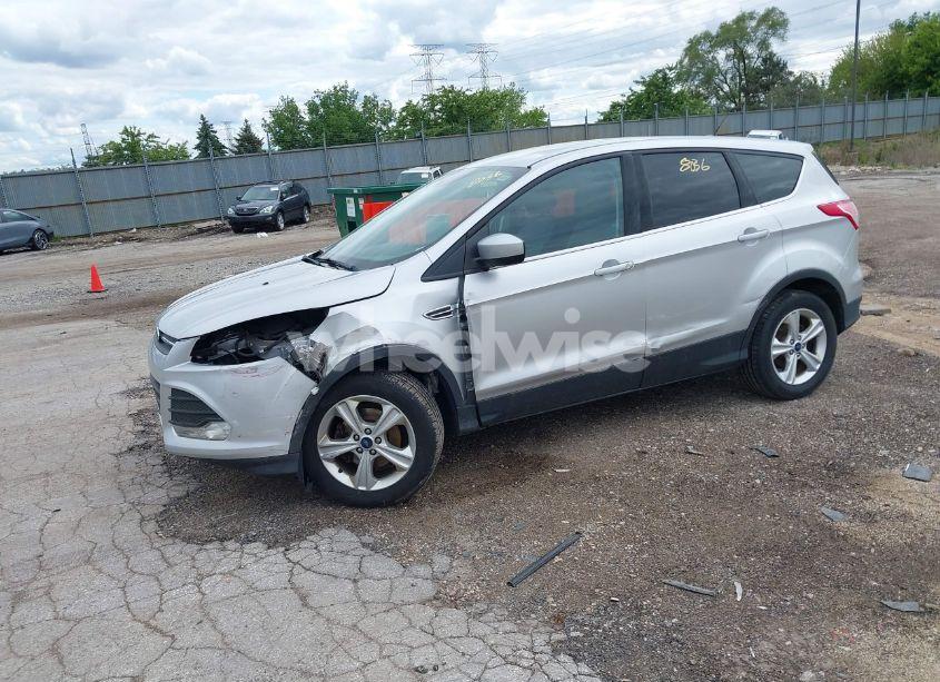Photo 2 of 2015 Ford Escape SE (VIN 1FMCU0GX5FUC11194)
