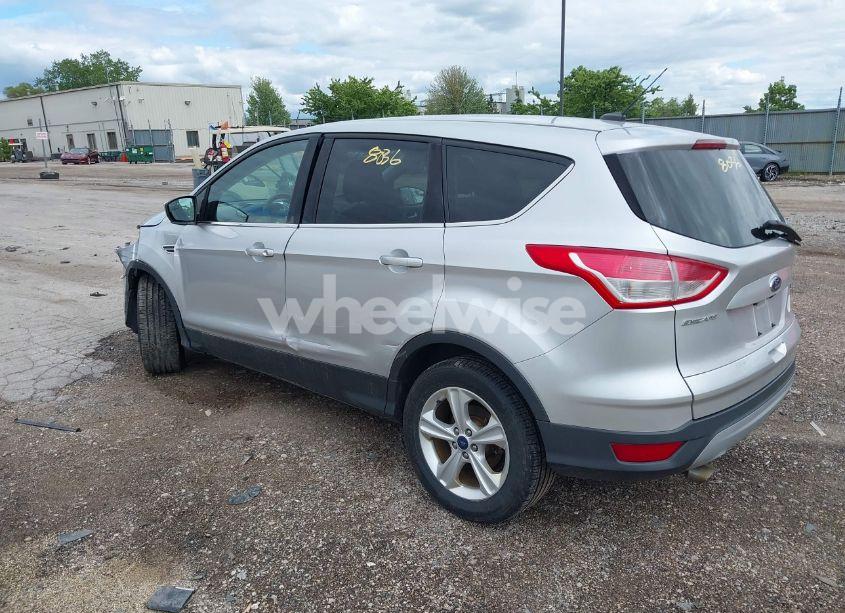 Photo 3 of 2015 Ford Escape SE (VIN 1FMCU0GX5FUC11194)