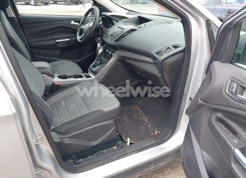 Photo 5 of 2015 Ford Escape SE (VIN 1FMCU0GX5FUC11194)