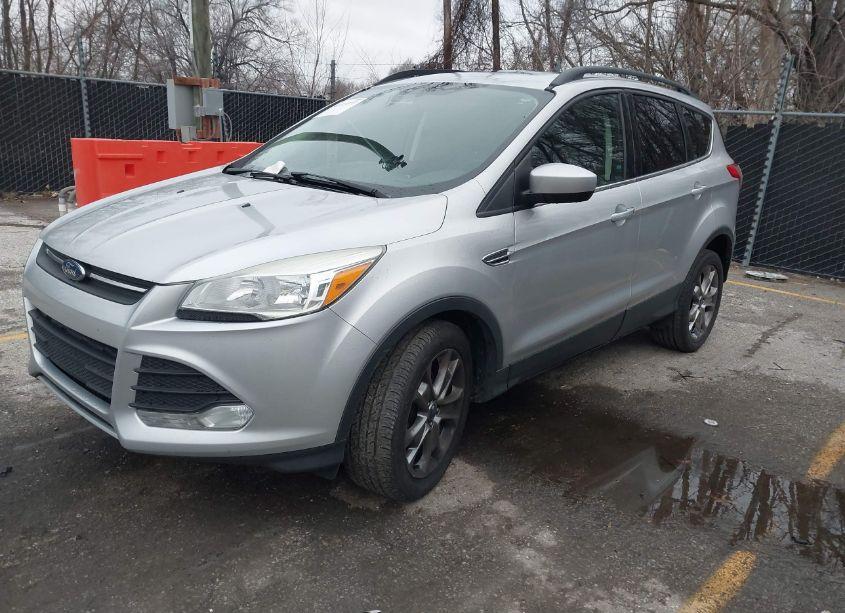 Photo 2 of 2015 Ford Escape SE (VIN 1FMCU0GX5FUC62128)
